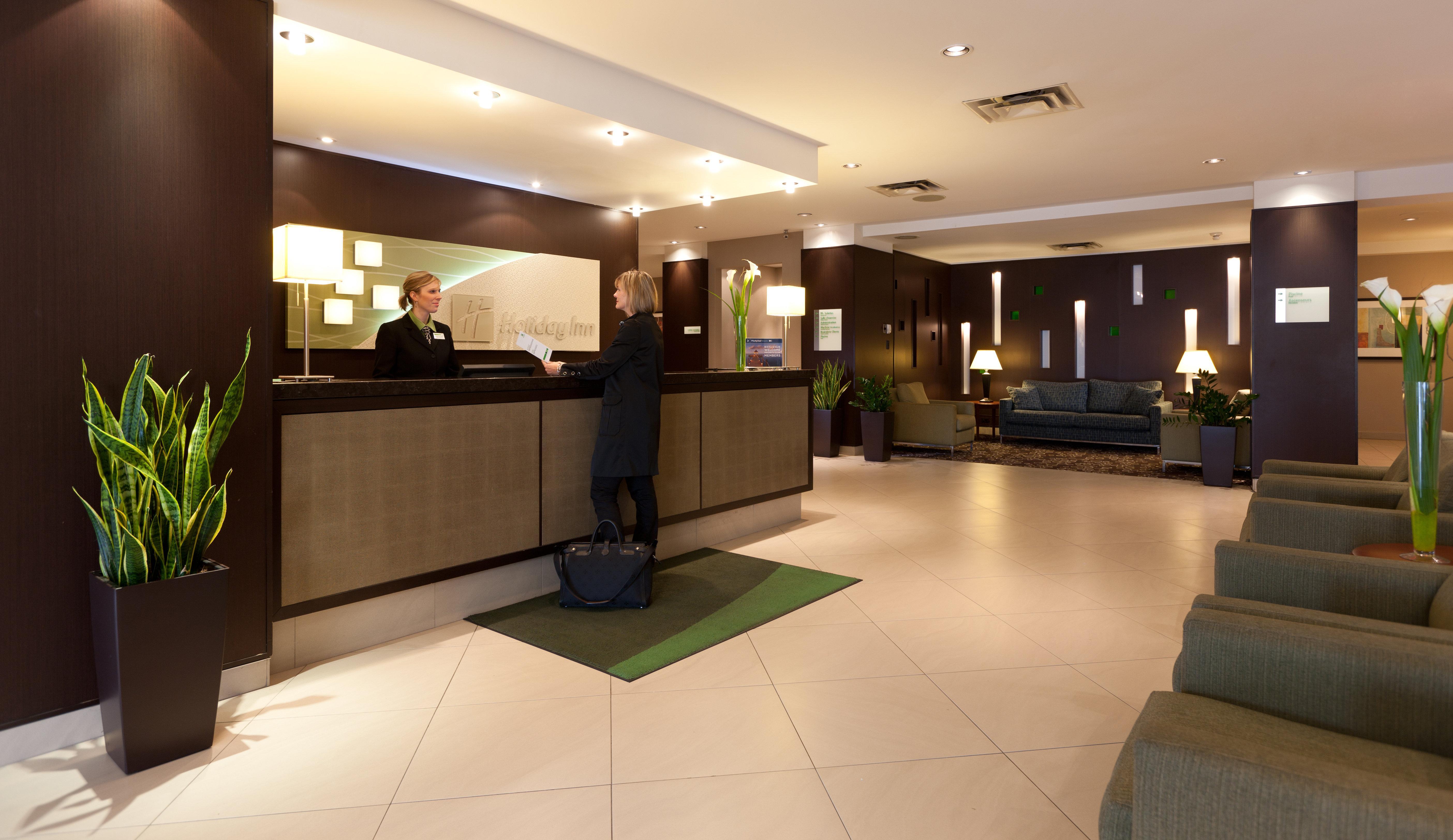 Holiday Inn Laval Montreal, An Ihg Hotel Exterior foto